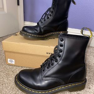 black dr martens boots